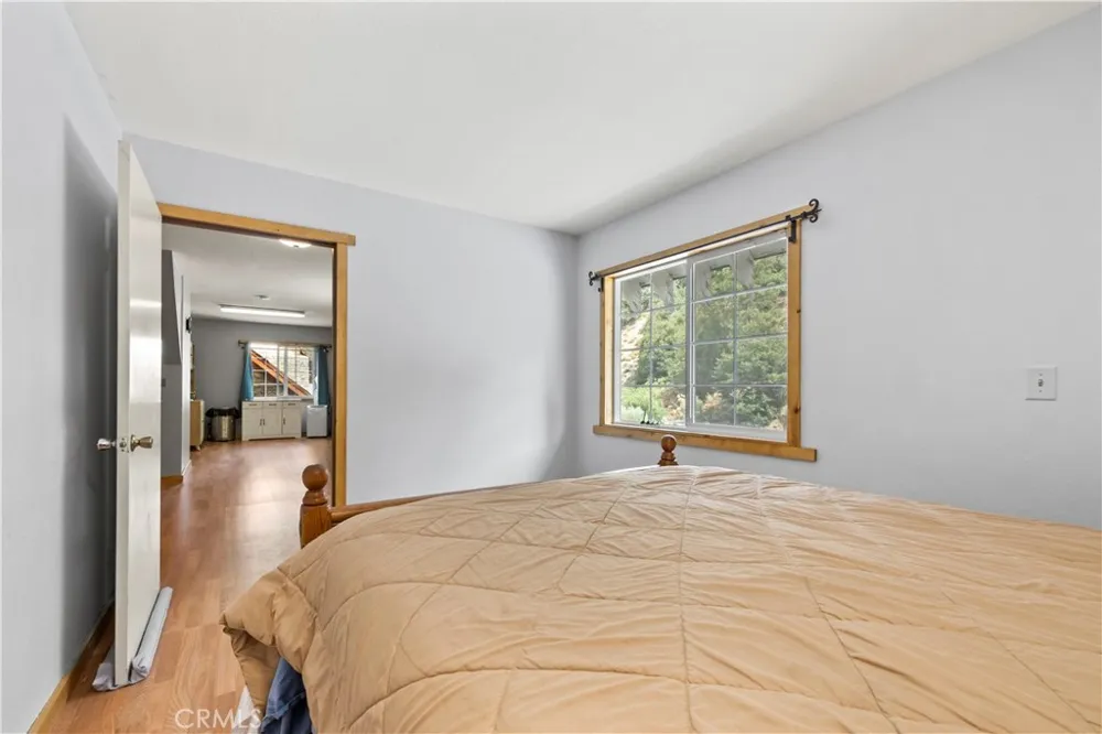 1576 State Highway 2 Wrightwood, CA 92397