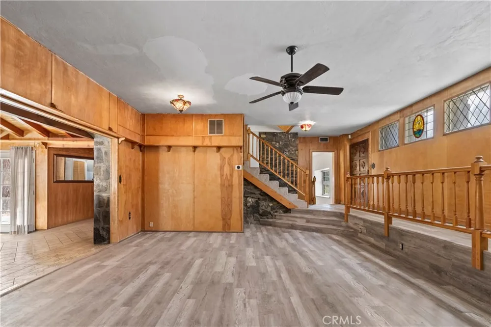 1576 State Highway 2 Wrightwood, CA 92397