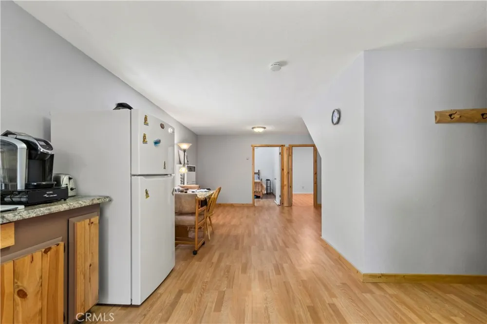 1576 State Highway 2 Wrightwood, CA 92397