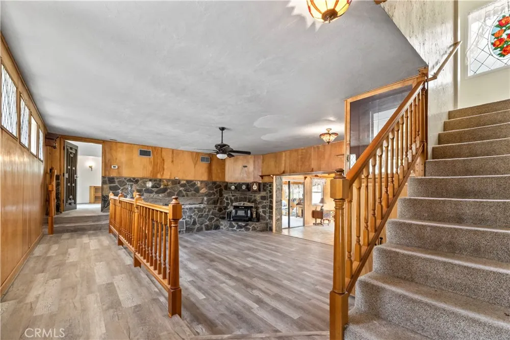 1576 State Highway 2 Wrightwood, CA 92397