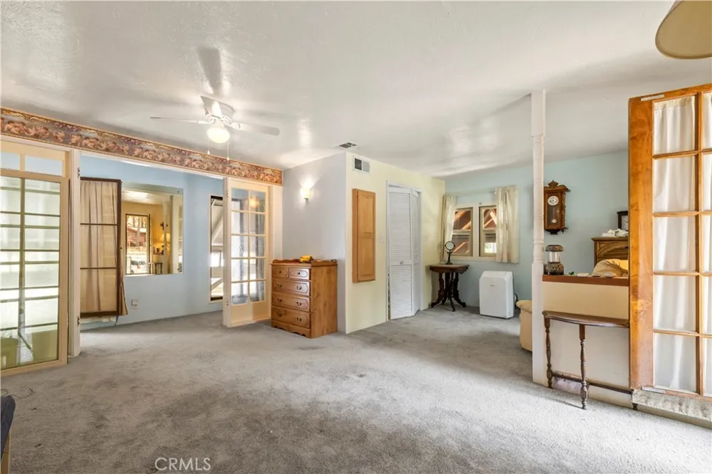 1576 State Highway 2 Wrightwood, CA 92397