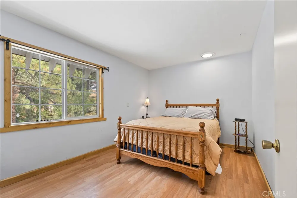 1576 State Highway 2 Wrightwood, CA 92397