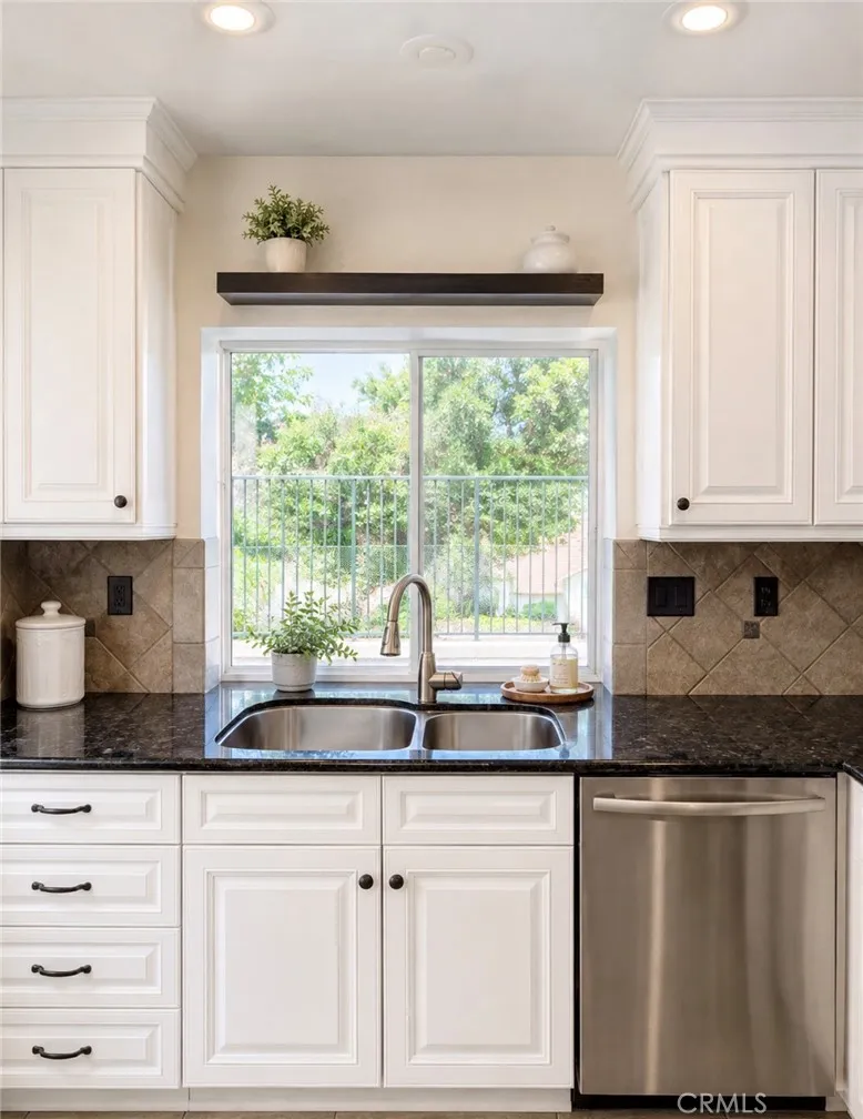 2304 Calle Adriana San Dimas, CA 91773