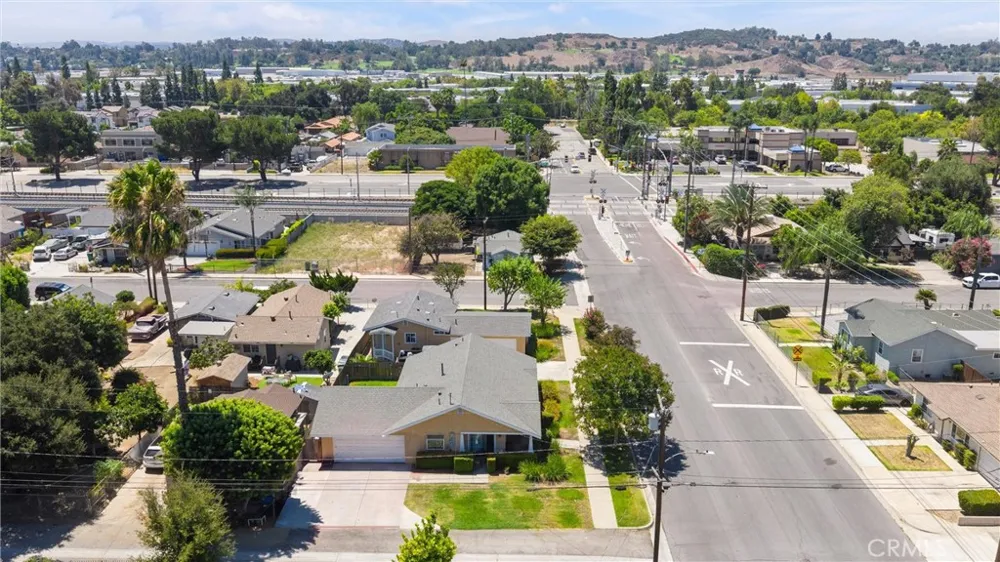 1813 1St, A Street La Verne, CA 91750
