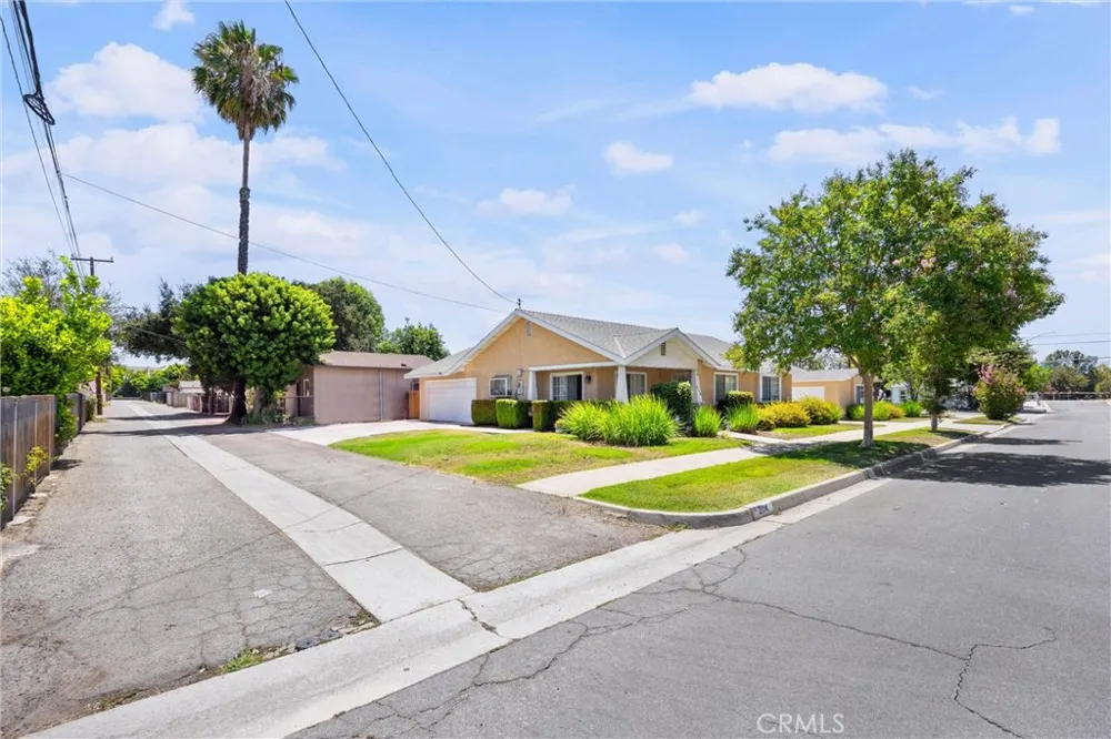 1813 1St, A Street La Verne, CA 91750