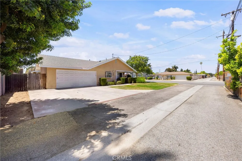 1813 1St, A Street La Verne, CA 91750