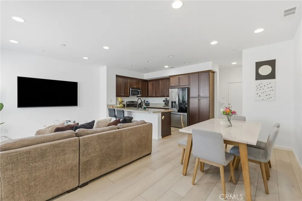 7247 Bondola Court #14 Rancho Cucamonga, CA 91739