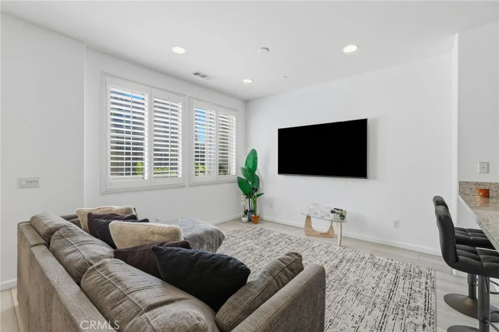7247 Bondola Court #14 Rancho Cucamonga, CA 91739