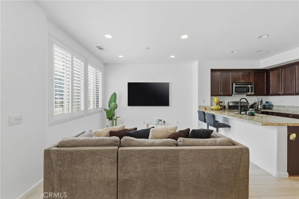 7247 Bondola Court #14 Rancho Cucamonga, CA 91739