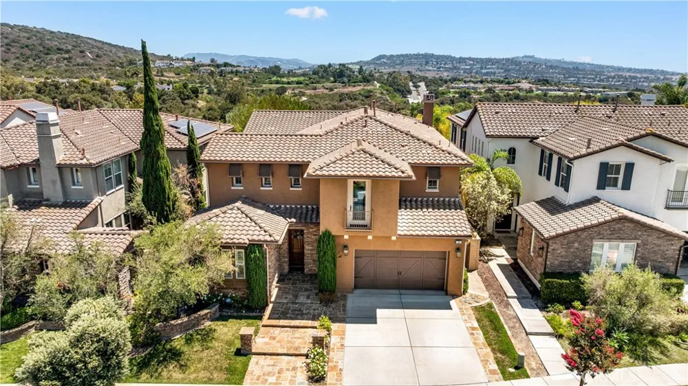 32 Corte El Brazo San Clemente, CA 92673