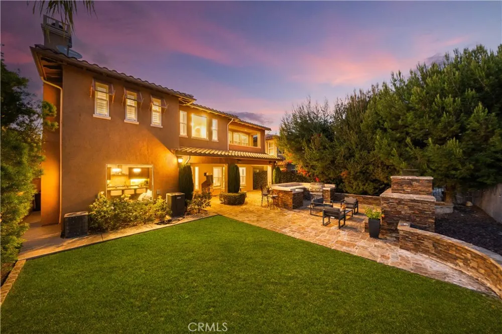 32 Corte El Brazo San Clemente, CA 92673