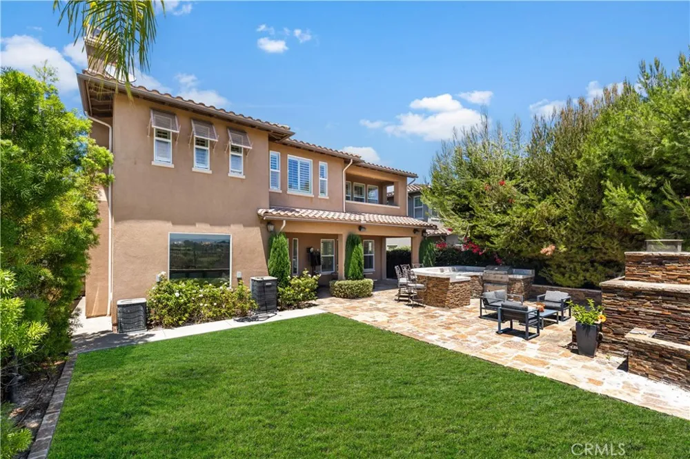 32 Corte El Brazo San Clemente, CA 92673