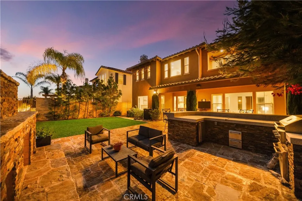 32 Corte El Brazo San Clemente, CA 92673