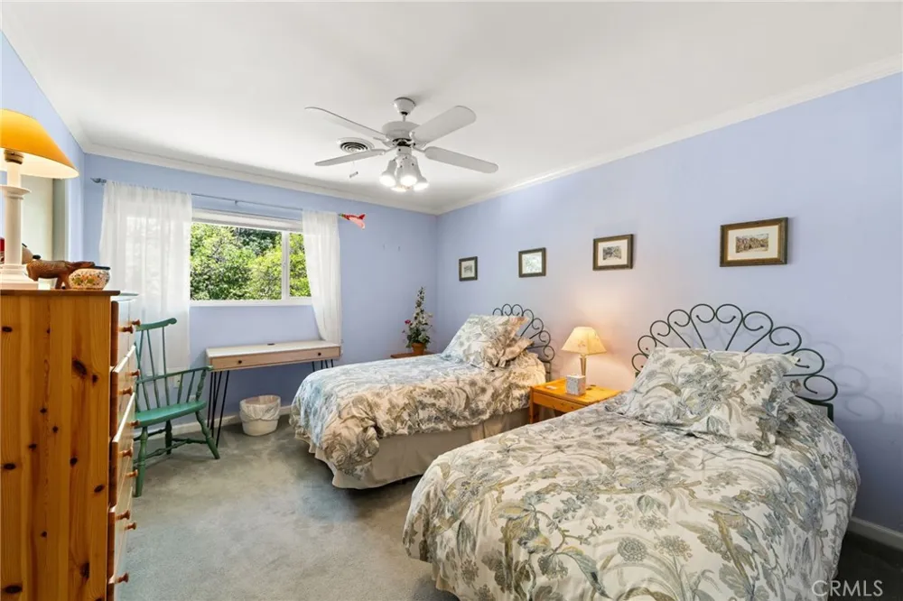 2449 Euclid Cres E Upland, CA 91784