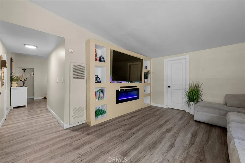 17412 Hemphill La Puente, CA 91744