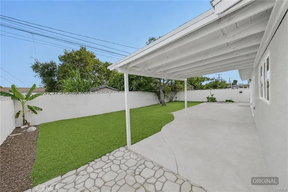 652 E Yale Street Ontario, CA 91764