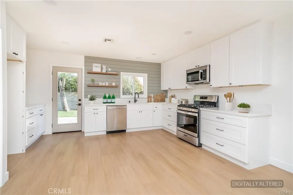 652 E Yale Street Ontario, CA 91764