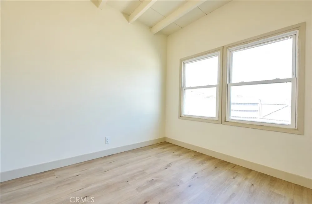 1407 S Hillford Avenue Compton, CA 90220