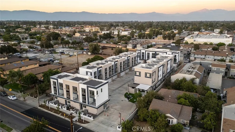 9613 Juniper Avenue #19 Fontana, CA 92335
