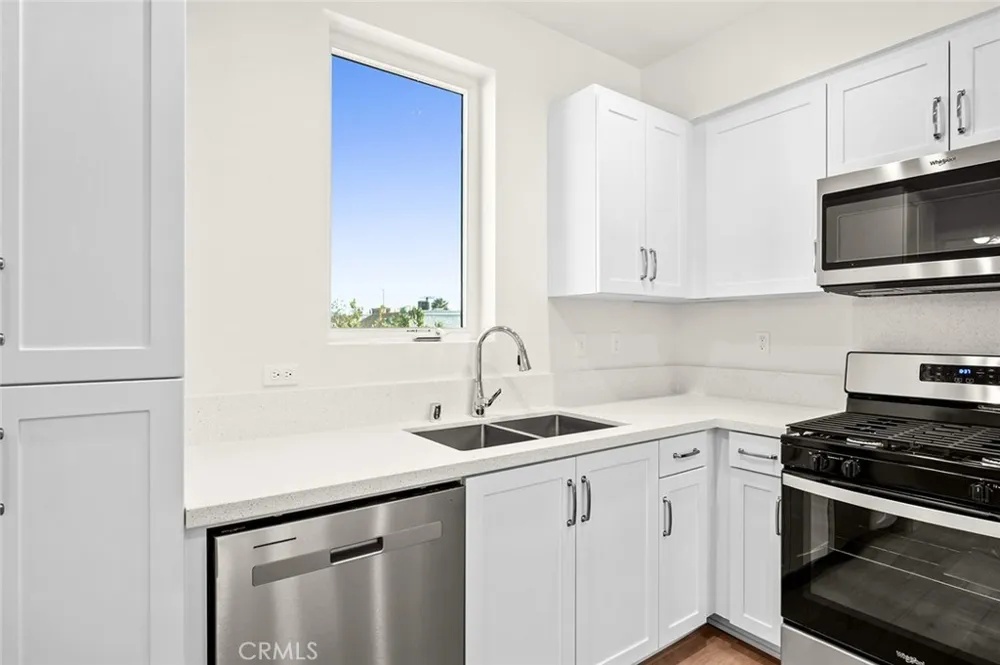 9613 Juniper Avenue #19 Fontana, CA 92335