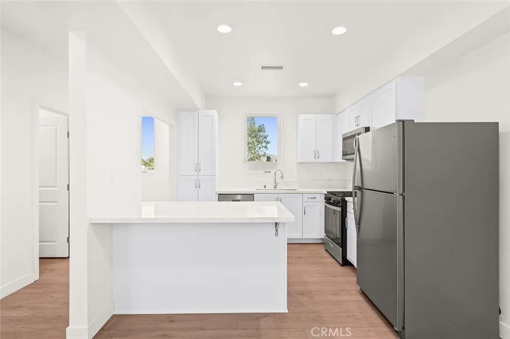 9613 Juniper Avenue #19 Fontana, CA 92335