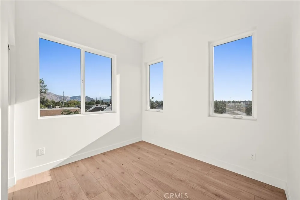 9613 Juniper Avenue #19 Fontana, CA 92335