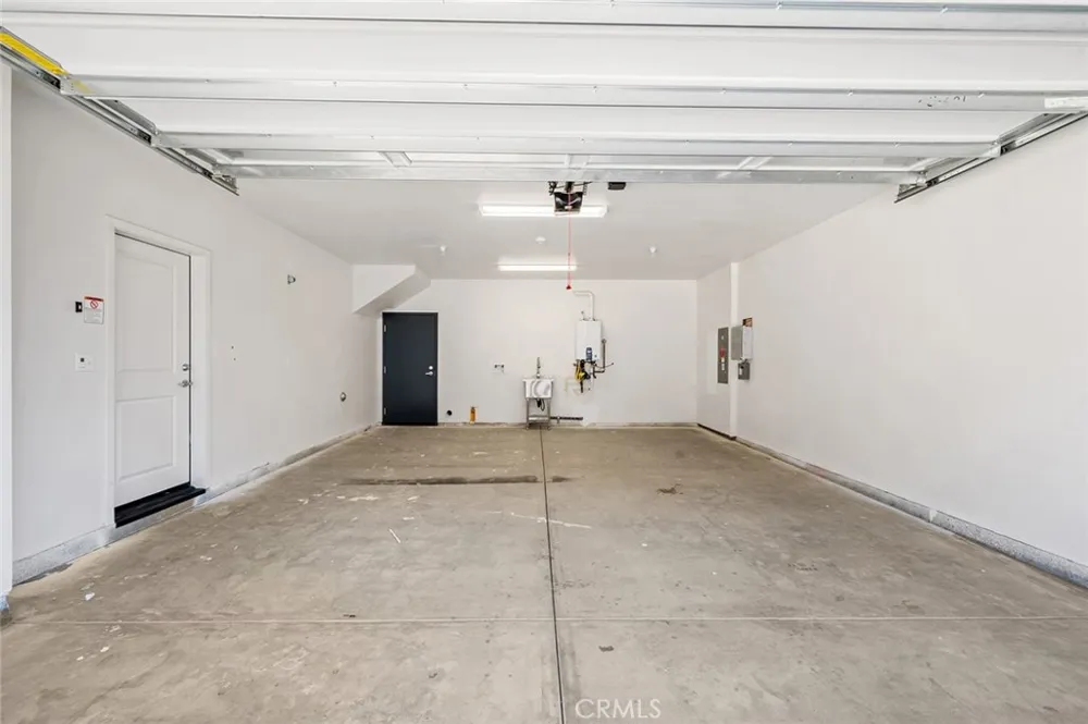 9613 Juniper Avenue #19 Fontana, CA 92335