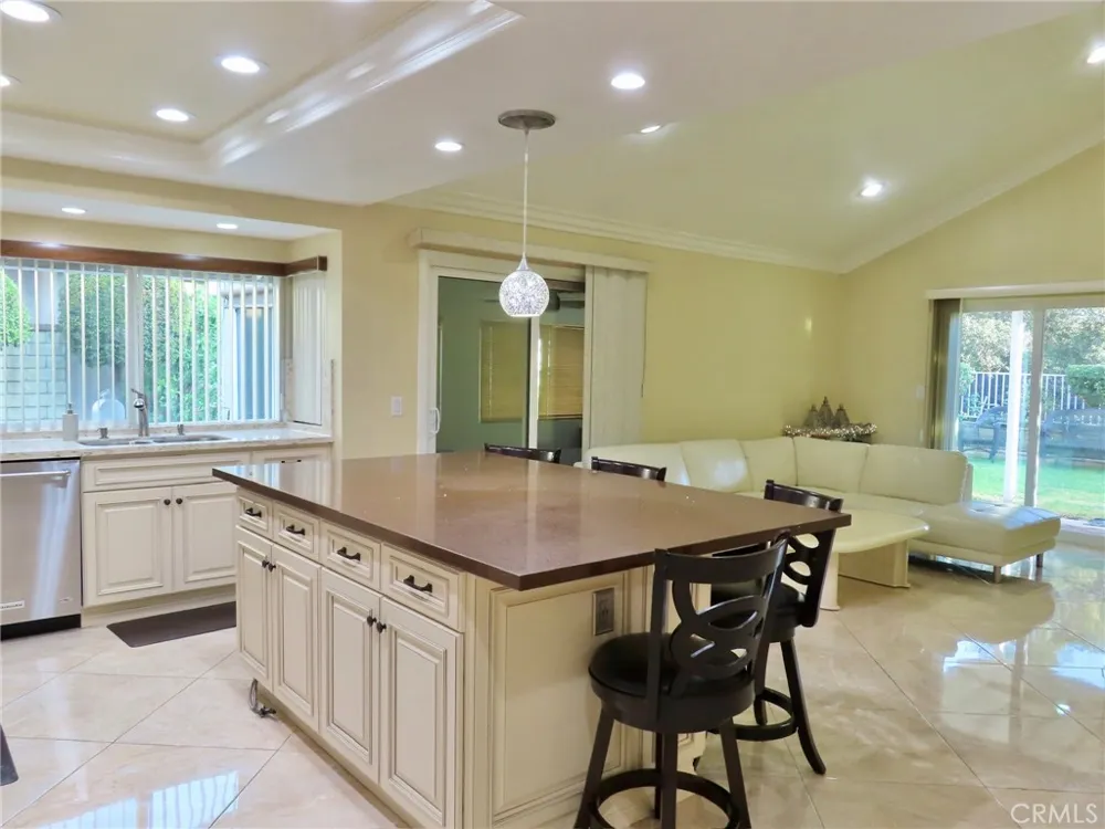 1146 Dawn Ridge Way Covina, CA 91724