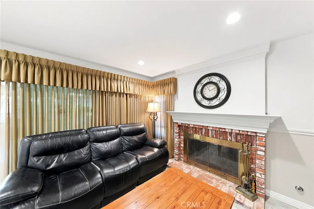 1420 Paseo Marlena San Dimas, CA 91773