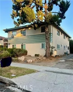 469 E Algrove #6 Covina, CA 91723