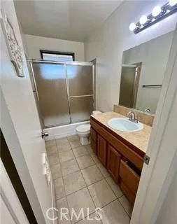 469 E Algrove #6 Covina, CA 91723