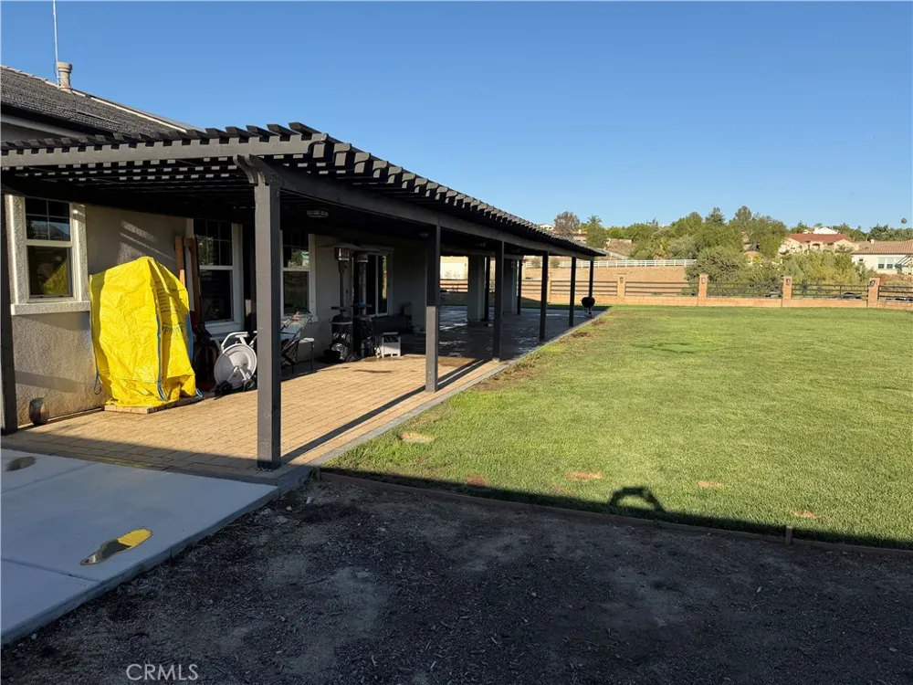 16277 Amberleaf Court Riverside, CA 92504