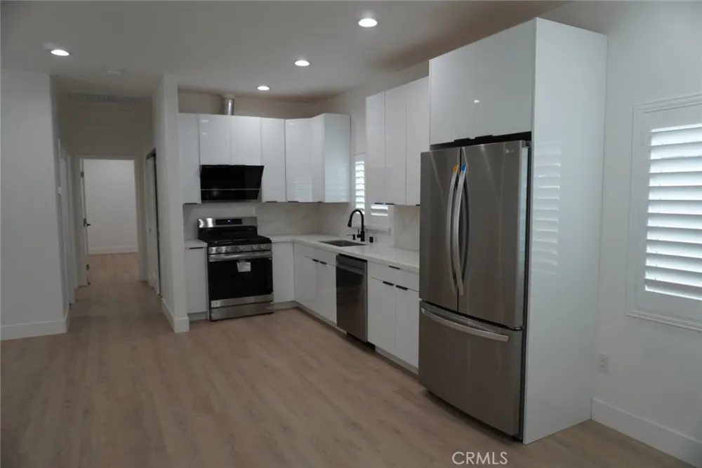 148 S Lark Ellen West Covina, CA 91791