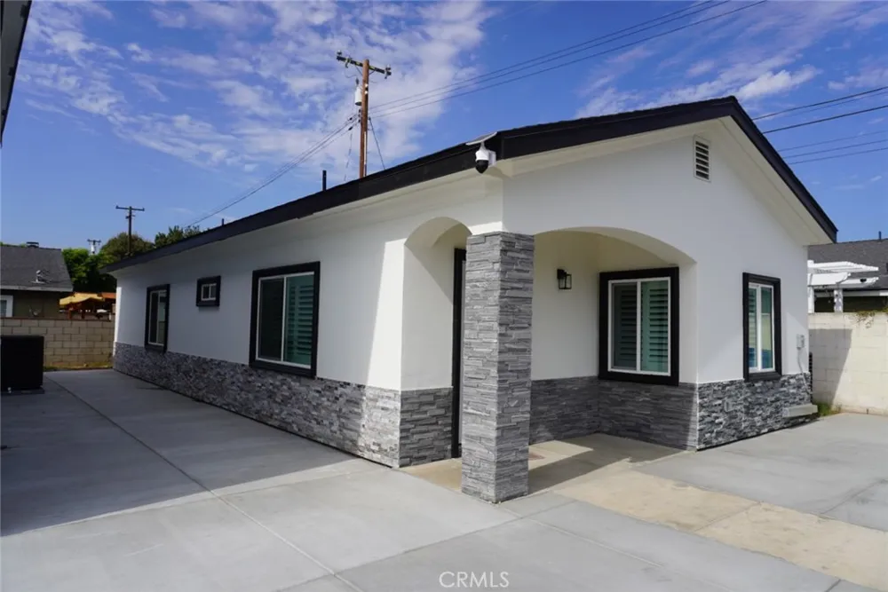 148 S Lark Ellen West Covina, CA 91791
