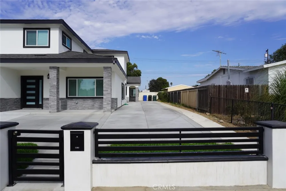 148 S Lark Ellen West Covina, CA 91791