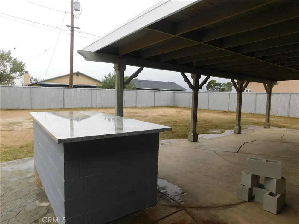 8260 Viburnum California City, CA 93505