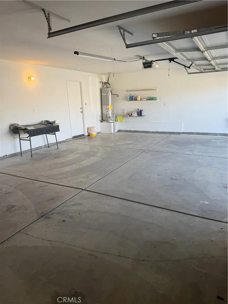 18795 Dogwood Court Adelanto, CA 92301