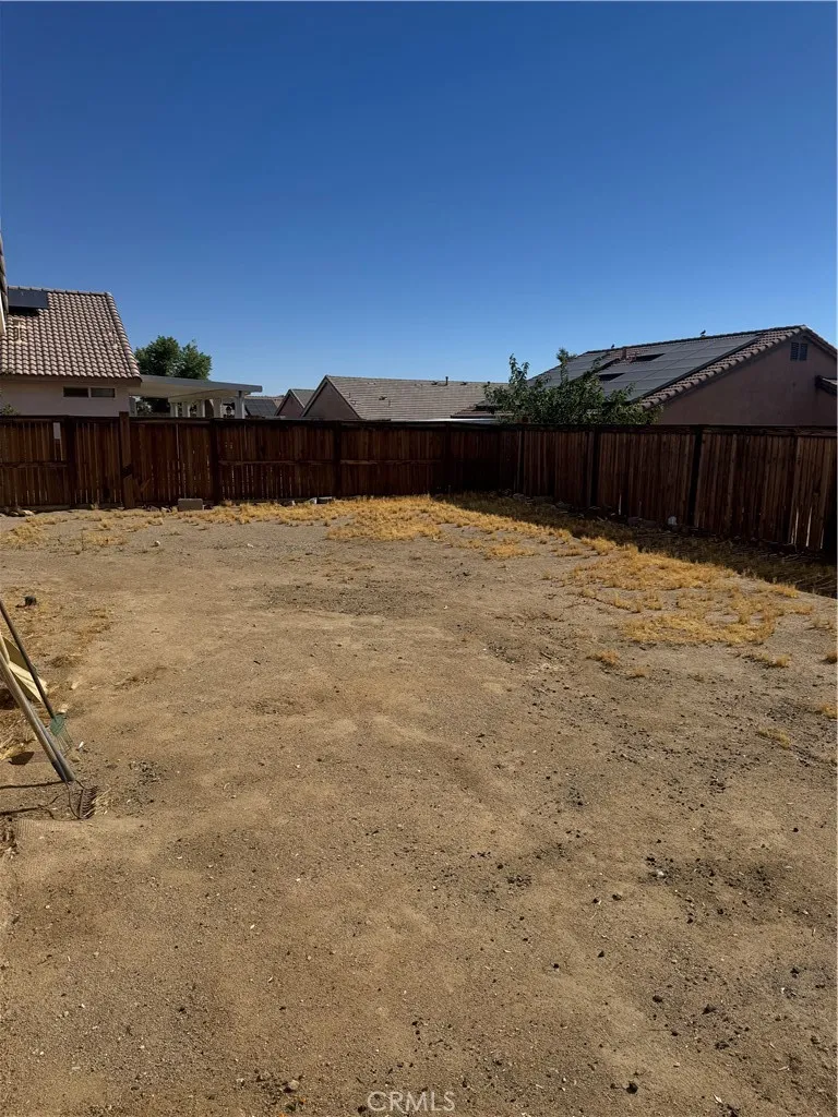 18795 Dogwood Court Adelanto, CA 92301