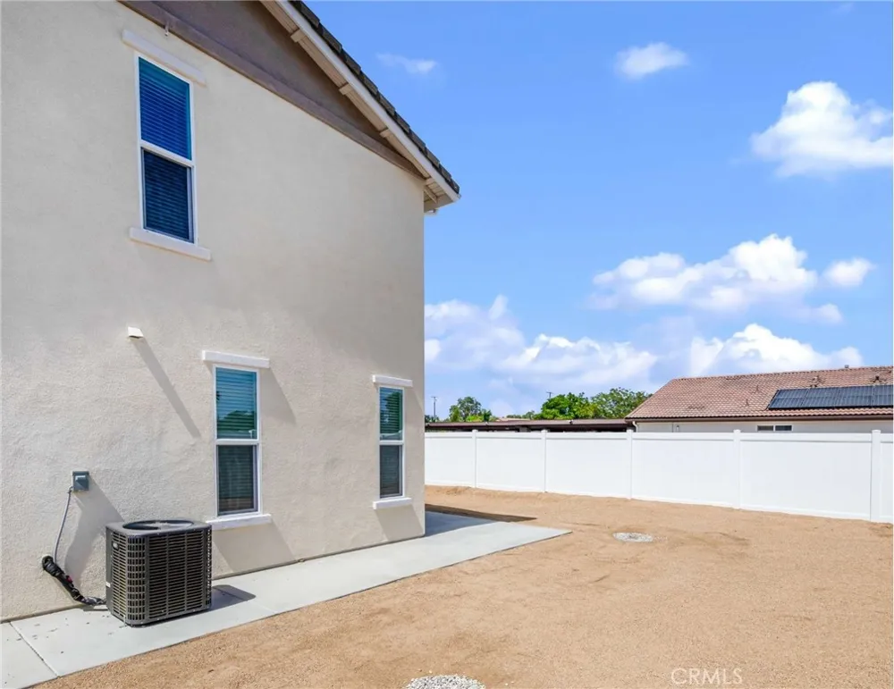 5852 Norwood Avenue Riverside, CA 92505