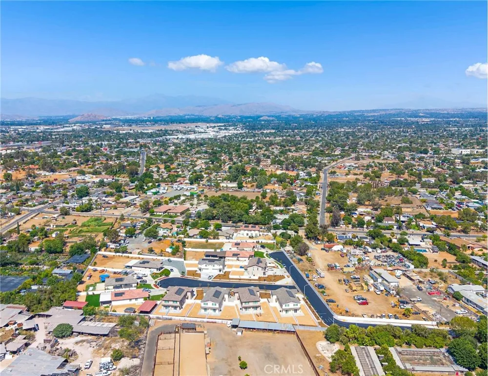 5852 Norwood Avenue Riverside, CA 92505
