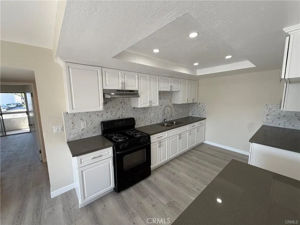 16970 Marygold #1 Fontana, CA 92335