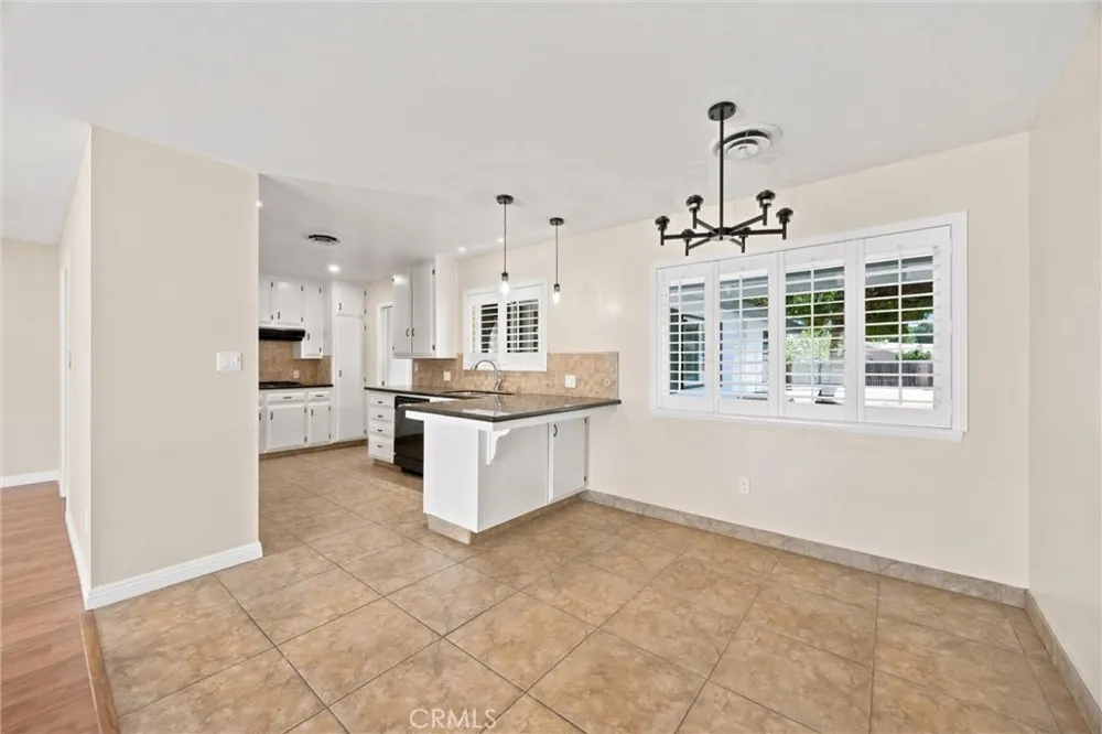 3267 Mulberry Bakersfield, CA 93301