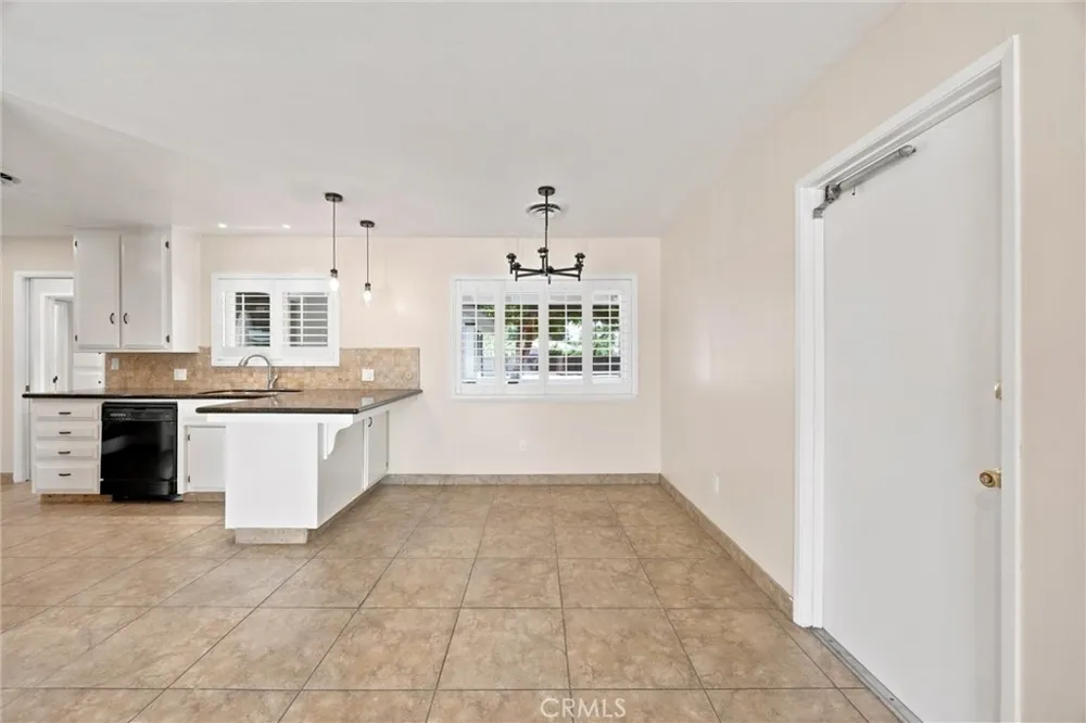 3267 Mulberry Bakersfield, CA 93301