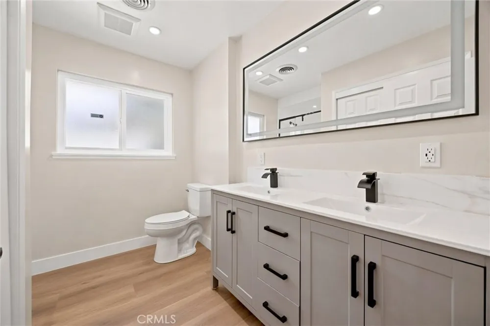 3267 Mulberry Bakersfield, CA 93301
