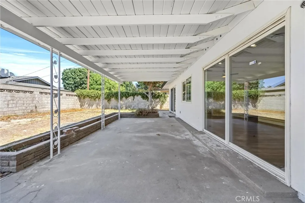 3267 Mulberry Bakersfield, CA 93301