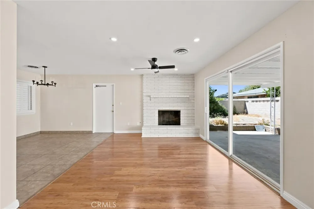 3267 Mulberry Bakersfield, CA 93301
