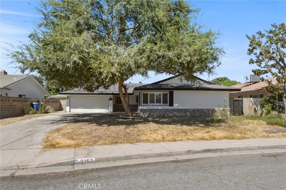 3267 Mulberry Bakersfield, CA 93301