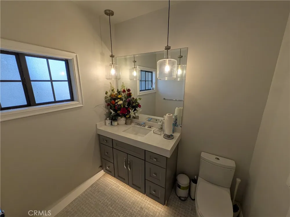 3742 Hollins Claremont, CA 91711