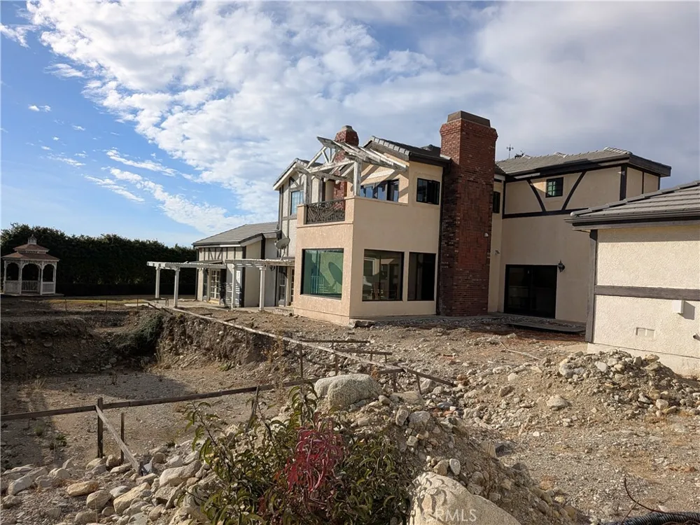 3742 Hollins Claremont, CA 91711
