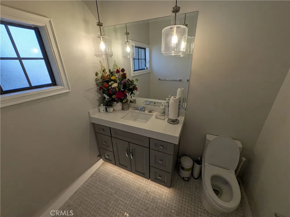 3742 Hollins Claremont, CA 91711
